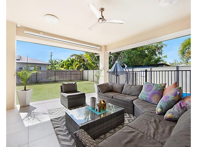 4 Ellendale Street, Mount Low QLD 4818