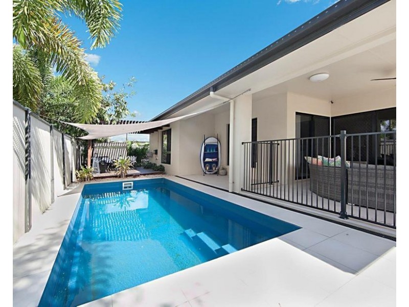 4 Ellendale Street, Mount Low QLD 4818