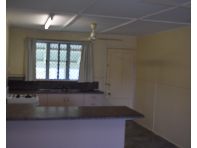 4 Sunderland St, Garbutt QLD 4814