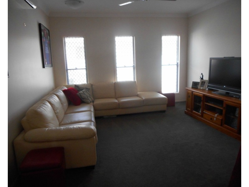 5 Vai Avenue, Condon QLD 4815