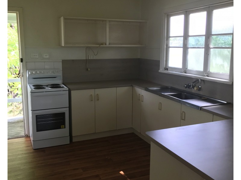 69 Albury St, Pimlico QLD 4812