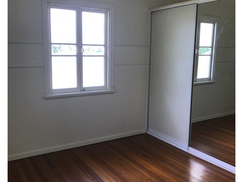 69 Albury St, Pimlico QLD 4812