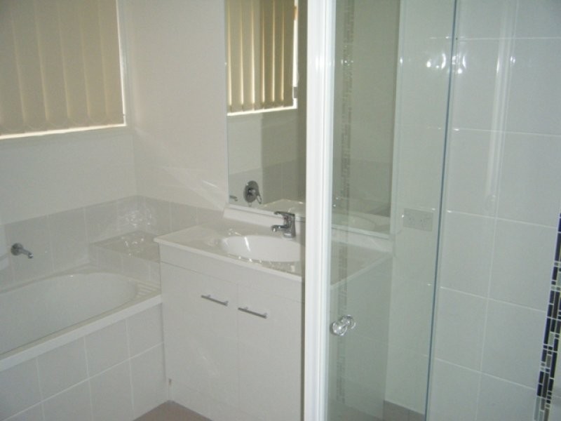 30 Dawson Avenue, Thabeban QLD 4670