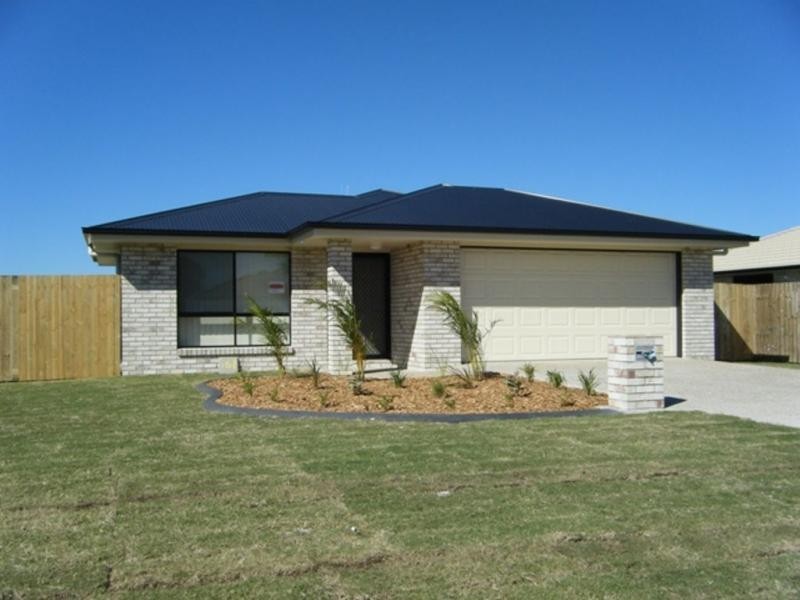 37 searle street, Thabeban QLD 4670