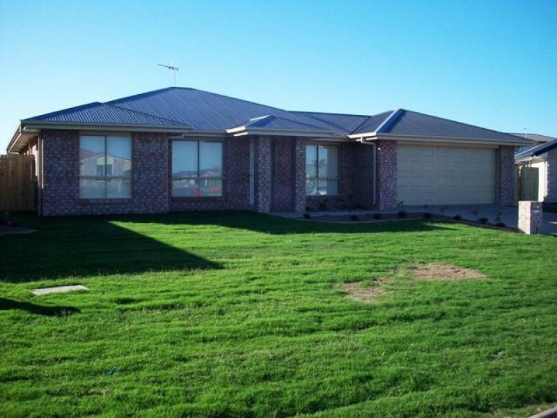 9 Halloran Court, Thabeban QLD 4670