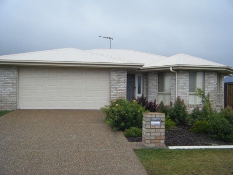 9 Blake Court, Thabeban QLD 4670