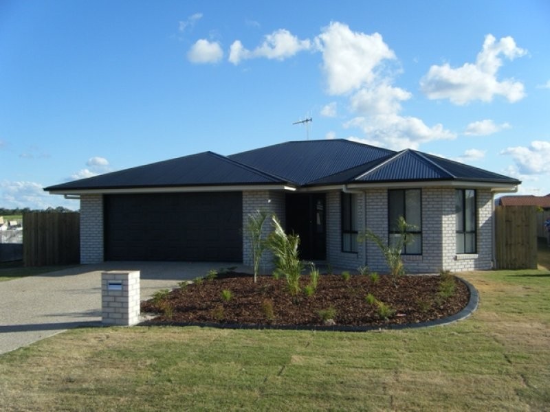 9 Broadmeadow Avenue, Thabeban QLD 4670