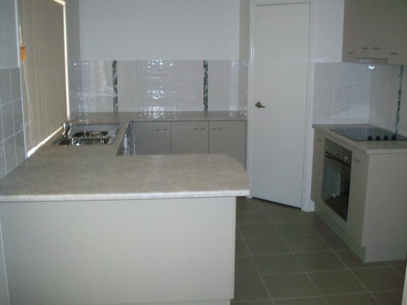 9 Broadmeadow Avenue, Thabeban QLD 4670