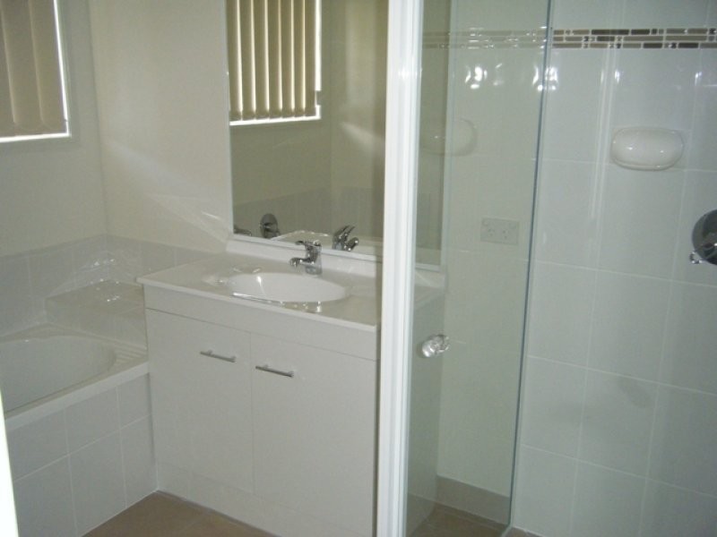 9 Blake Close, Coral Cove QLD 4670