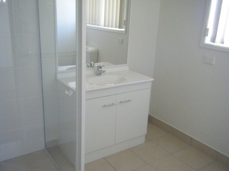 1 blake court, Thabeban QLD 4670