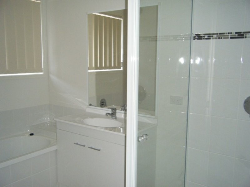23 Keppel Crescent, Thabeban QLD 4670