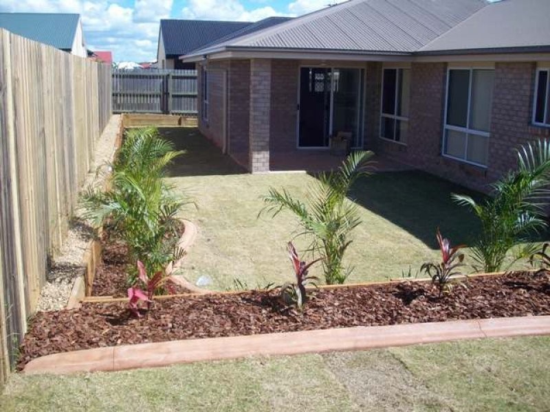 3 Toppers Drive, Coral Cove QLD 4670