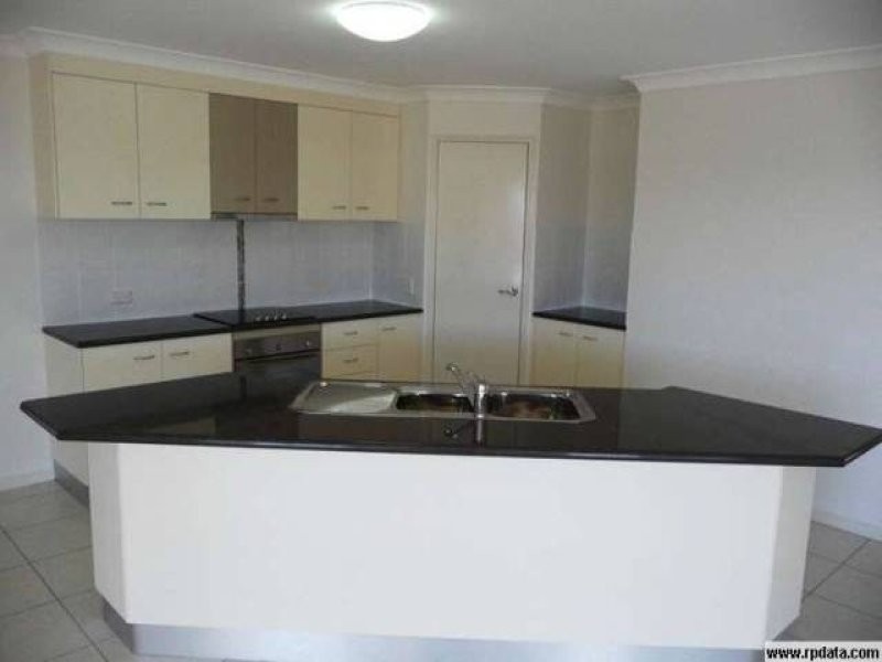 17 back hill drive, Coral Cove QLD 4670