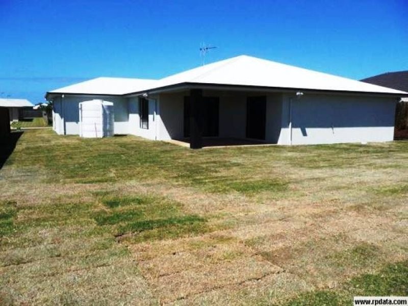17 back hill drive, Coral Cove QLD 4670