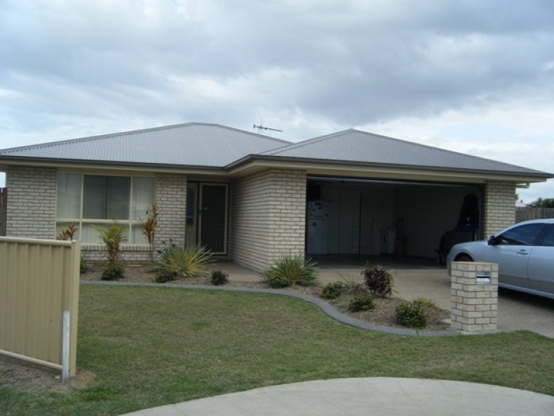 22 Hopton Place, Bundaberg North QLD 4670