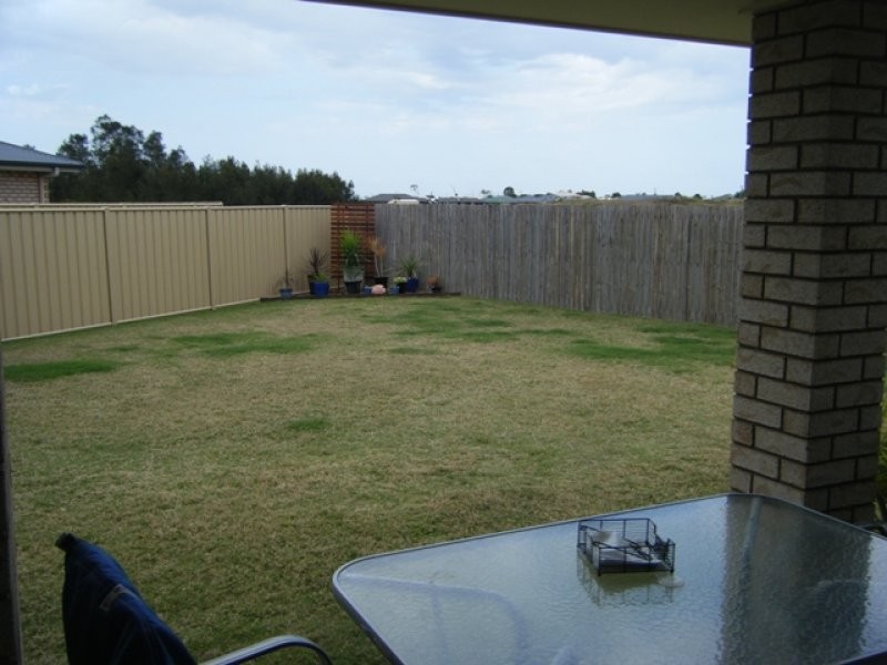 22 Hopton Place, Bundaberg North QLD 4670
