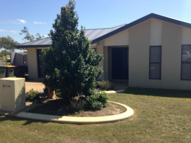 10 darby street, Branyan QLD 4670