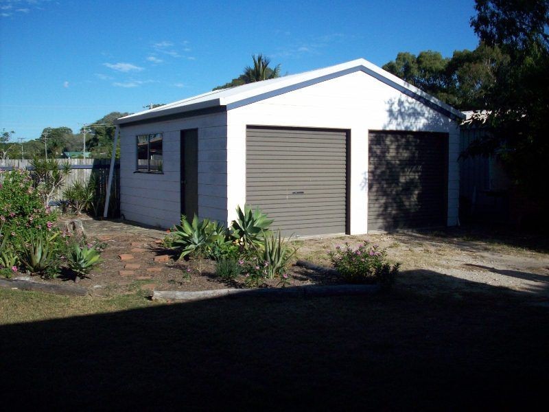 Moore Park Beach QLD 4670