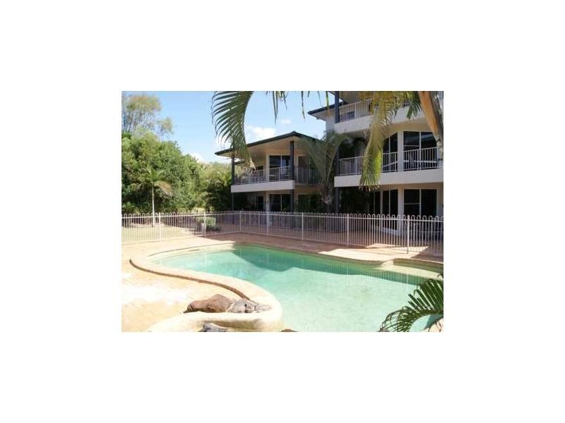 Moore Park Beach QLD 4670