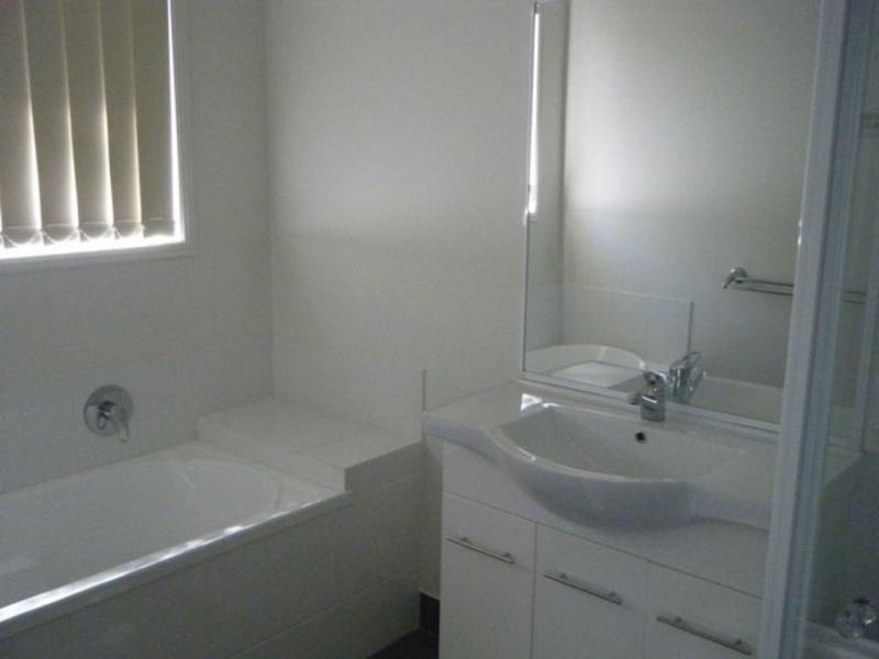 Coral Cove QLD 4670