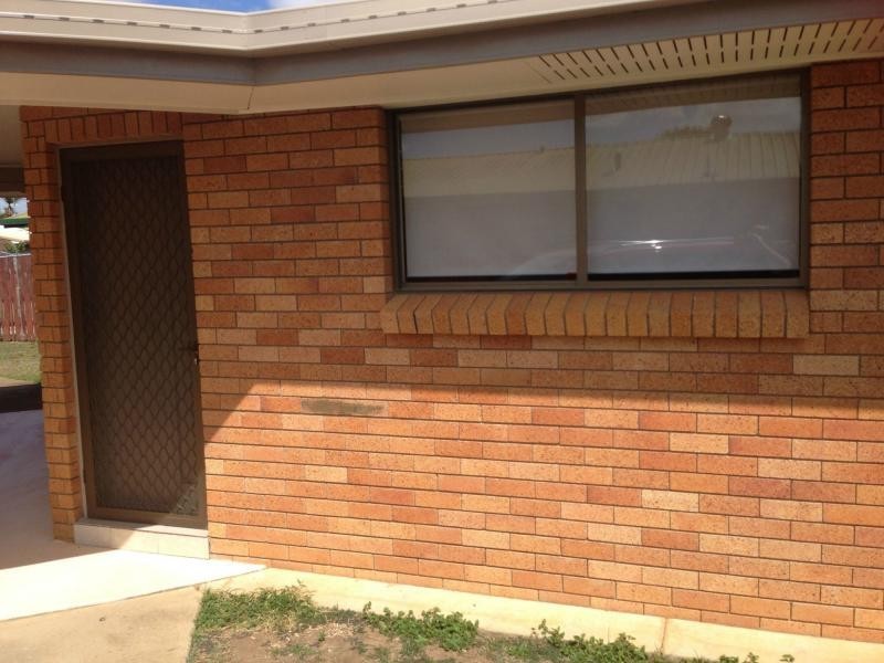 Avenell Heights QLD 4670