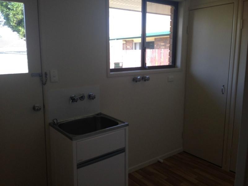 Avenell Heights QLD 4670