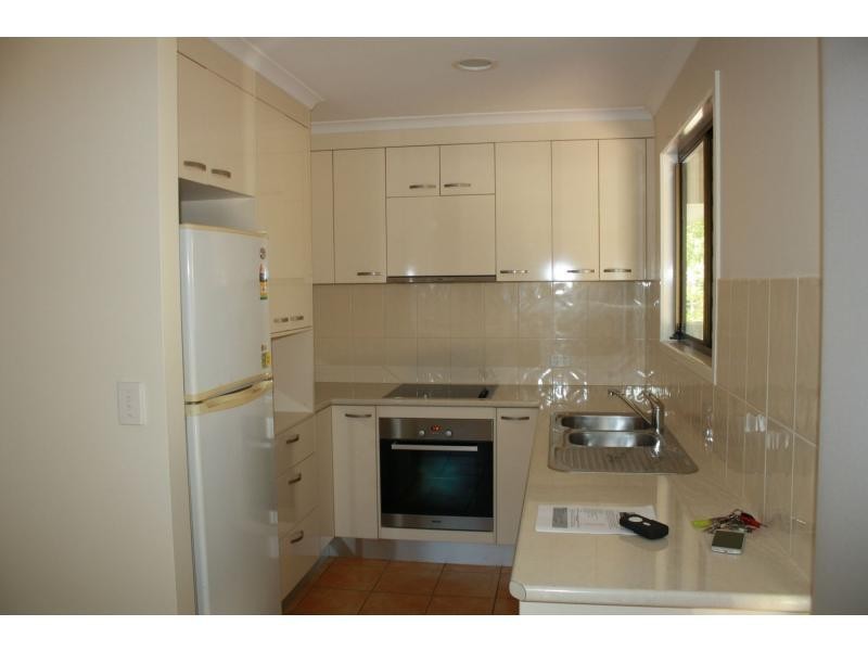 Avenell Heights QLD 4670