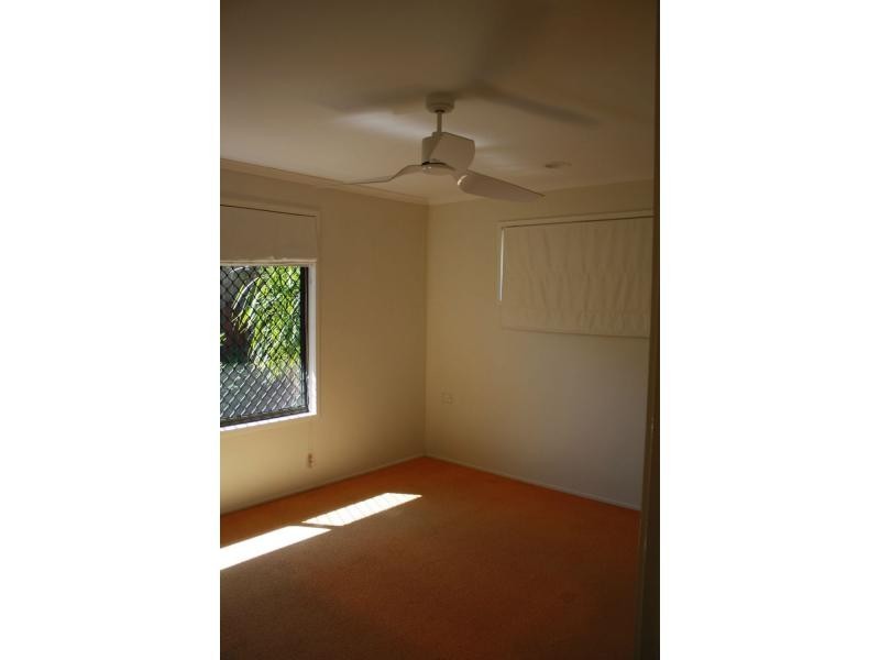 Avenell Heights QLD 4670