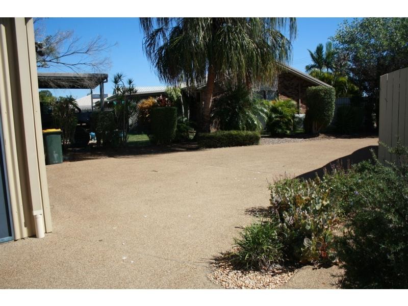 Avenell Heights QLD 4670