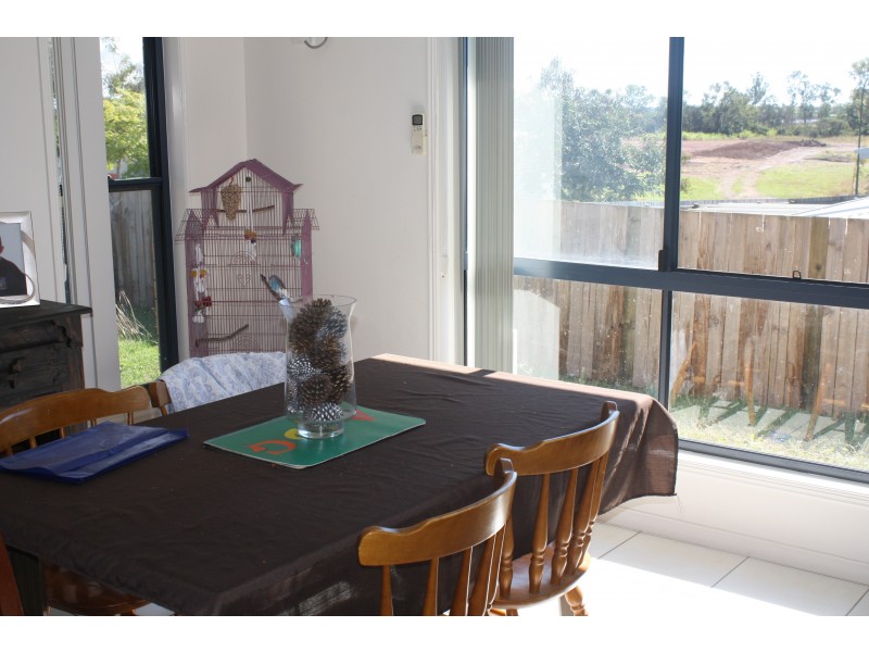 10 Darby St, Branyan QLD 4670