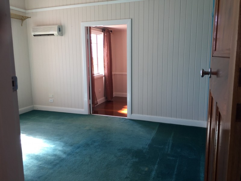 92 Lamb St, Walkervale QLD 4670
