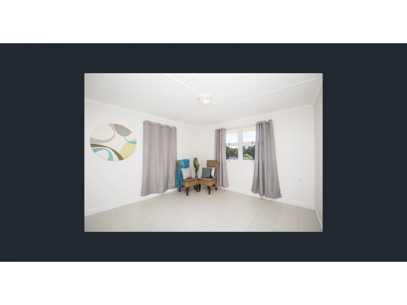 12 Courtice St, Walkervale QLD 4670