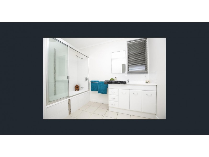 12 Courtice St, Walkervale QLD 4670