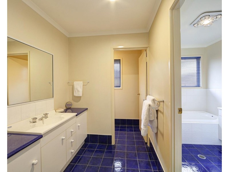 Kepnock QLD 4670