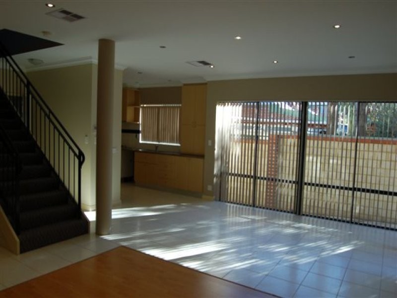 2/102 Lincoln Street, Highgate WA 6003