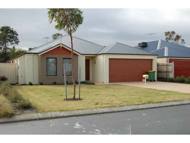 22 Anhinga Trail, Dudley Park WA 6210