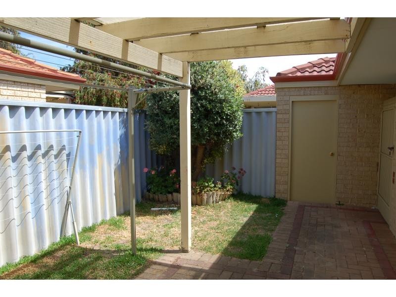 7/184 Fulham Street, Kewdale WA 6105