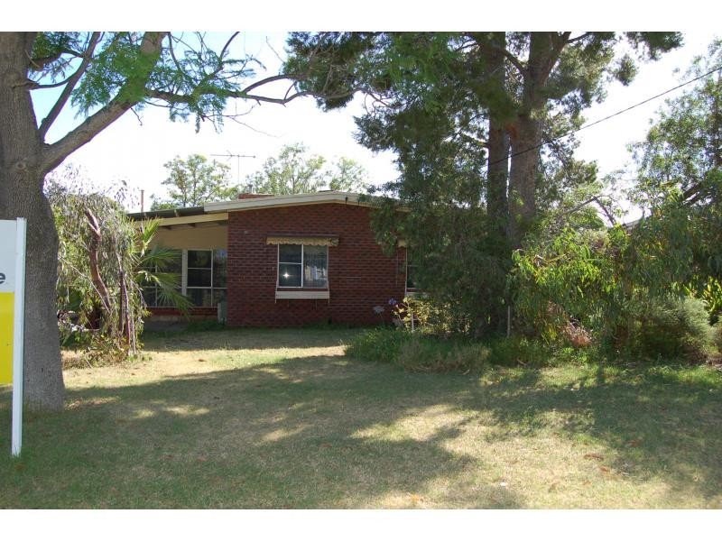 4 Oakney Avenue, Nollamara WA 6061