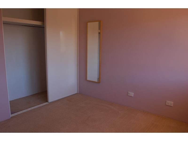 9/17 Cayley Street, Glendalough WA 6016