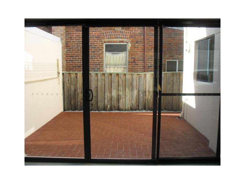 2/151 Parry Street, Perth WA 6000