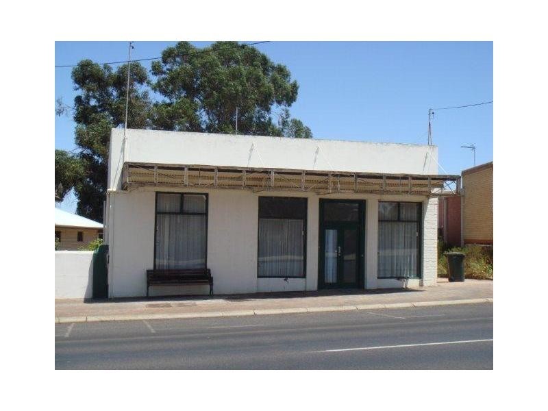 90 Albany Highway, Kojonup WA 6395