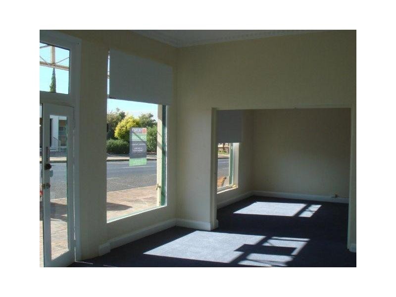 90 Albany Highway, Kojonup WA 6395