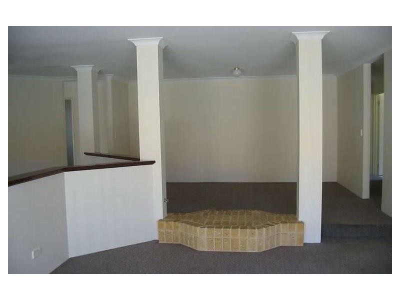 95 Meadow View Drive, Ballajura WA 6066