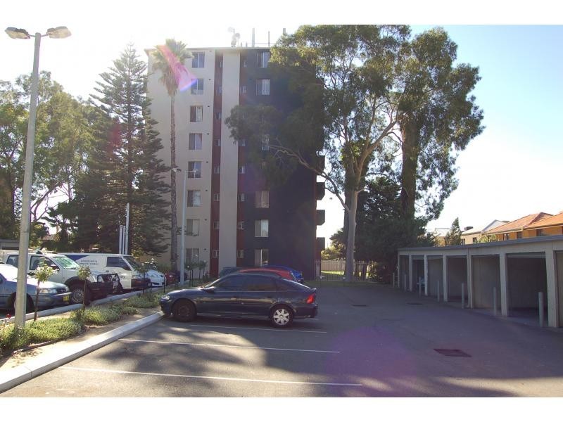 18/12 Tenth Avenue, Maylands WA 6051