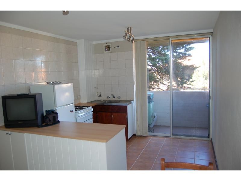 18/12 Tenth Avenue, Maylands WA 6051