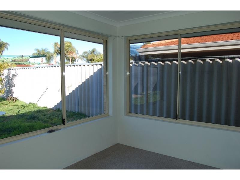 22 Weddall Road, Lockridge WA 6054