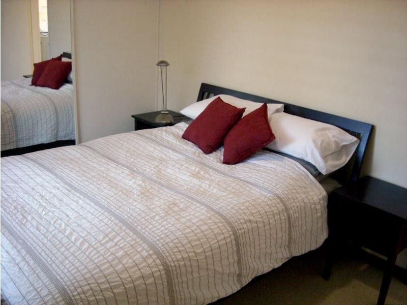 4/29 Heard Way, Glendalough WA 6016