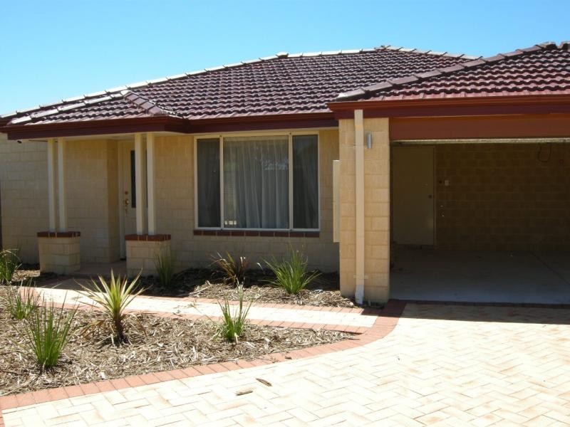 6/11 Waterhall Road, South Guildford WA 6055