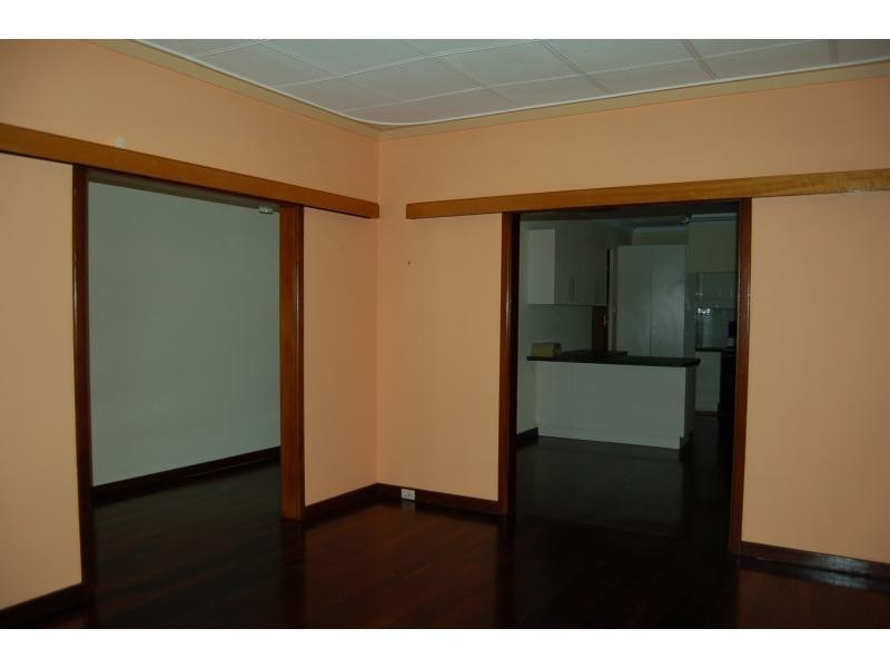 1/49 Wroxton Street, Midland WA 6056