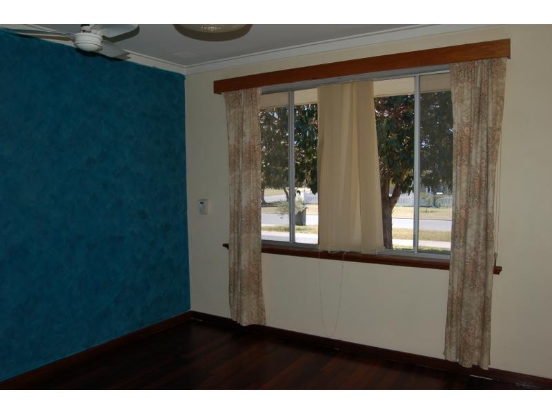1/49 Wroxton Street, Midland WA 6056